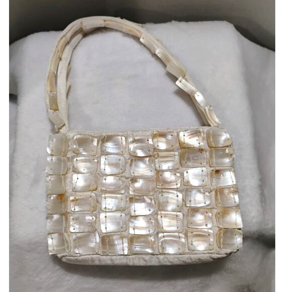 Express Mother-of-pearl evening bag - shell bag with handle - Picture 1 of 5